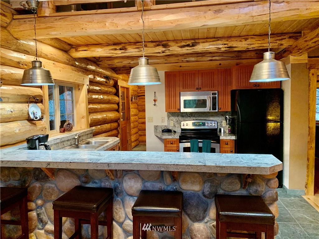 25 Sky Ranch Road Twisp, WA 98856 - Photo 8 of 36 Gallery Image 8