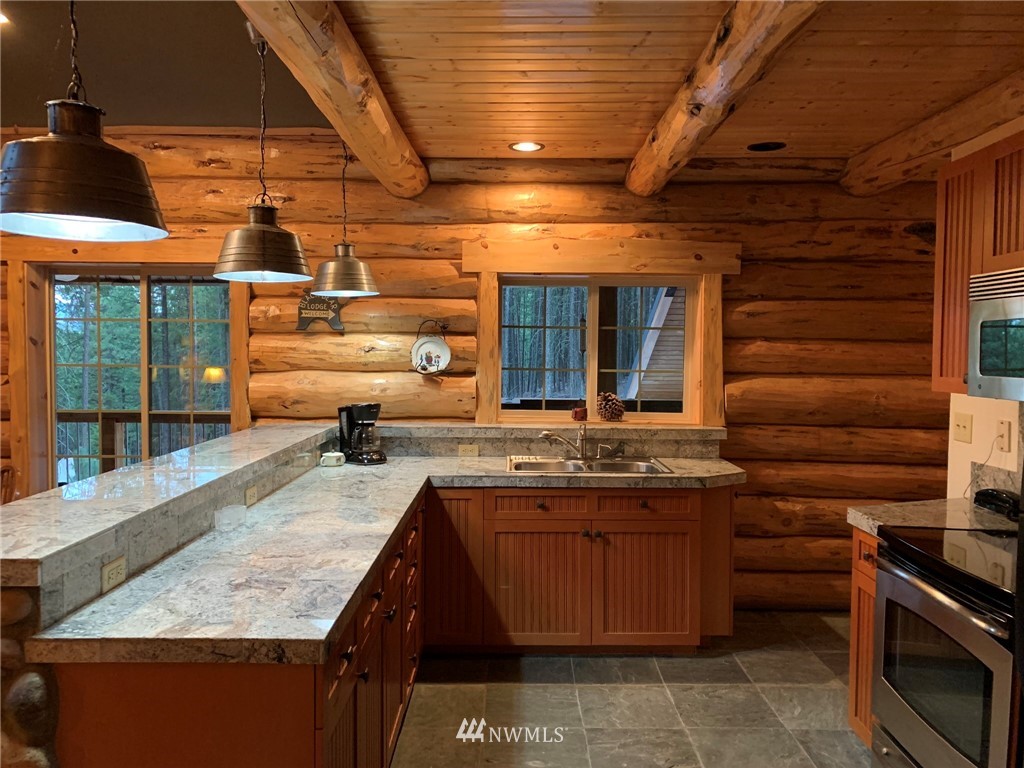25 Sky Ranch Road Twisp, WA 98856 - Photo 9 of 36 Gallery Image 9