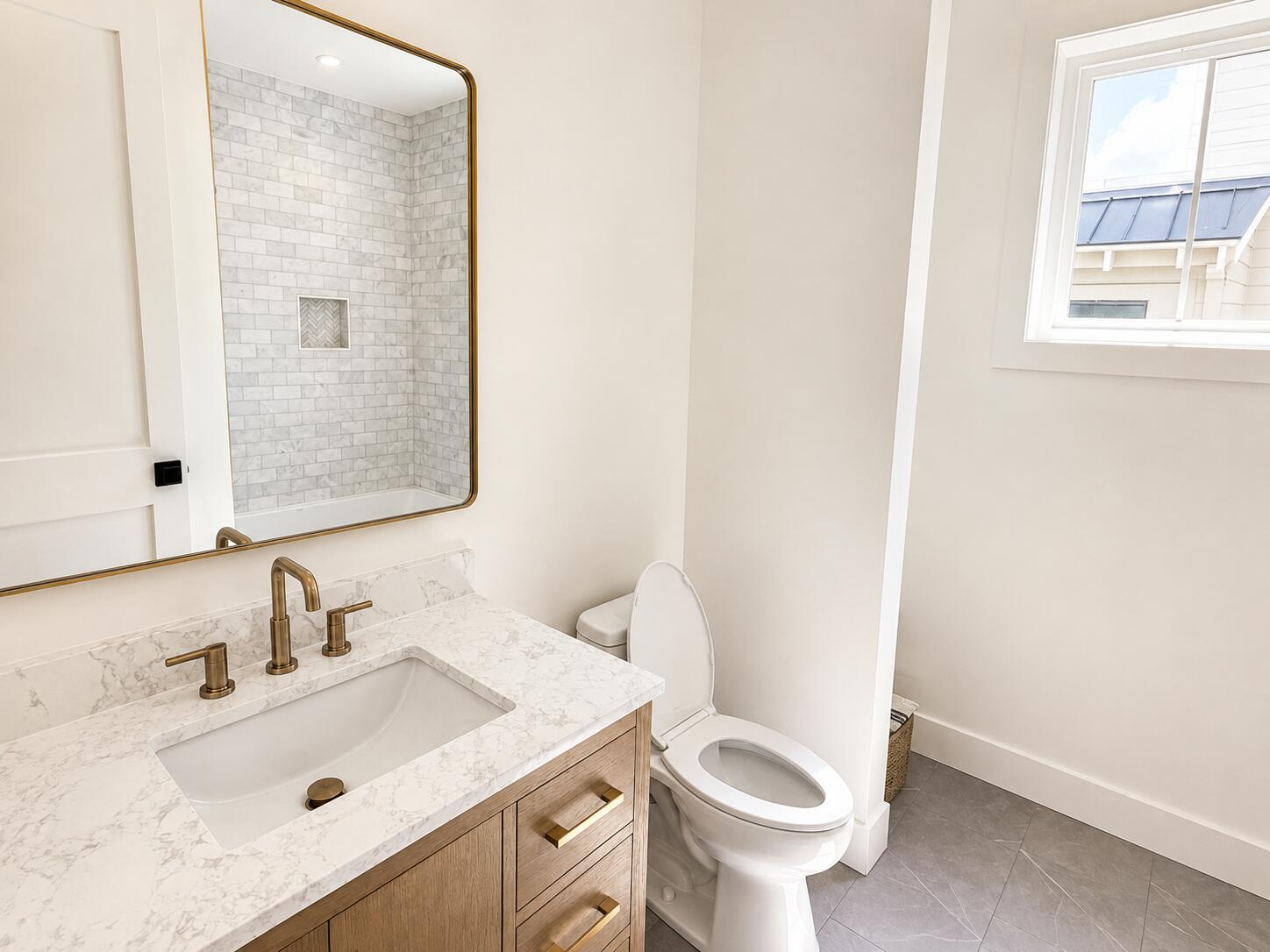 2323 Old Georgetown Road Mount Pleasant, SC 29466 - Photo 22 of 32 Bathroom 2