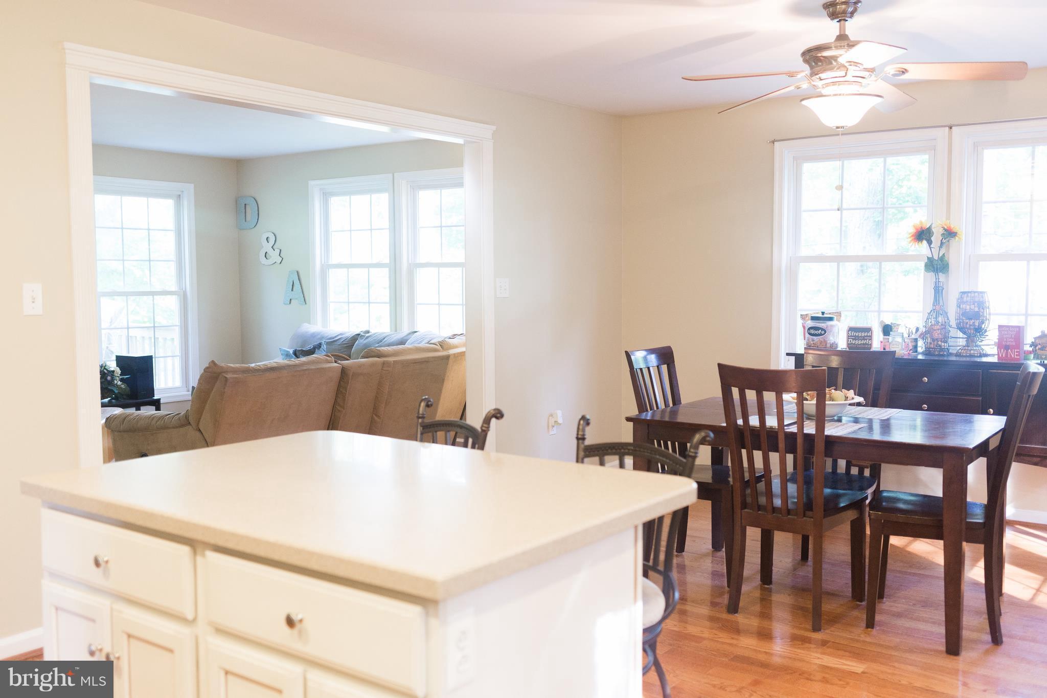2408 Barrison Point Road Baltimore, MD 21221 - Photo 13 of 30 Dining Room