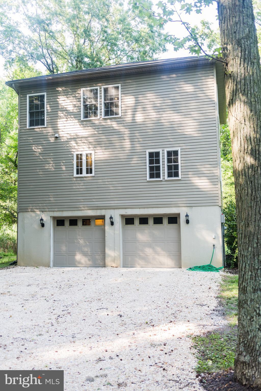 2408 Barrison Point Road Baltimore, MD 21221 - Photo 3 of 30 Exterior (Rear)