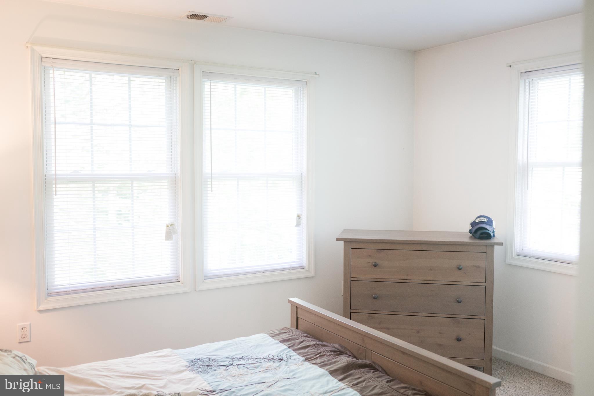 2408 Barrison Point Road Baltimore, MD 21221 - Photo 25 of 30 Bedroom