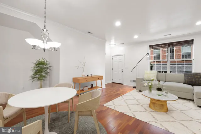 $749,000 | 201 Commodore Court, Philadelphia, PA 19146