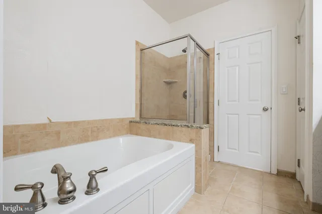 $749,000 | 201 Commodore Court, Philadelphia, PA 19146