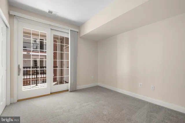 $749,000 | 201 Commodore Court, Philadelphia, PA 19146