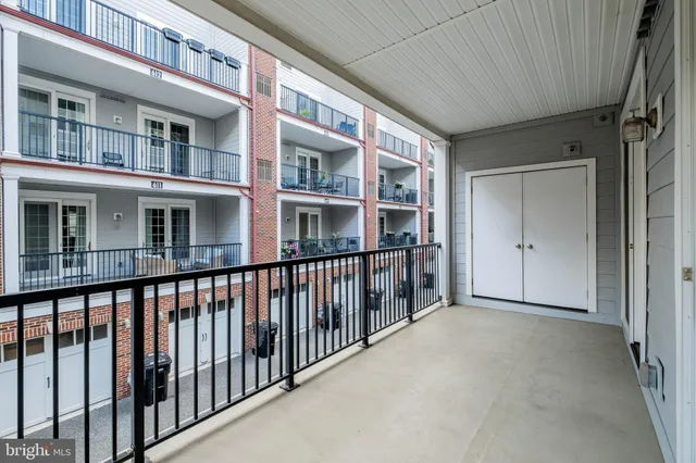 $749,000 | 201 Commodore Court, Philadelphia, PA 19146