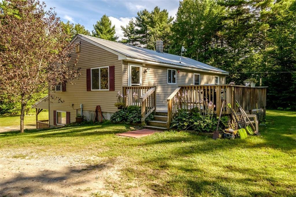 192 Middle Road Naples, ME 04055 - Photo 5 of 31 Photo