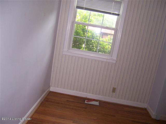 3040 Hendon Road Louisville, KY 40220 - Photo 10 of 14 100_0675 (Small)