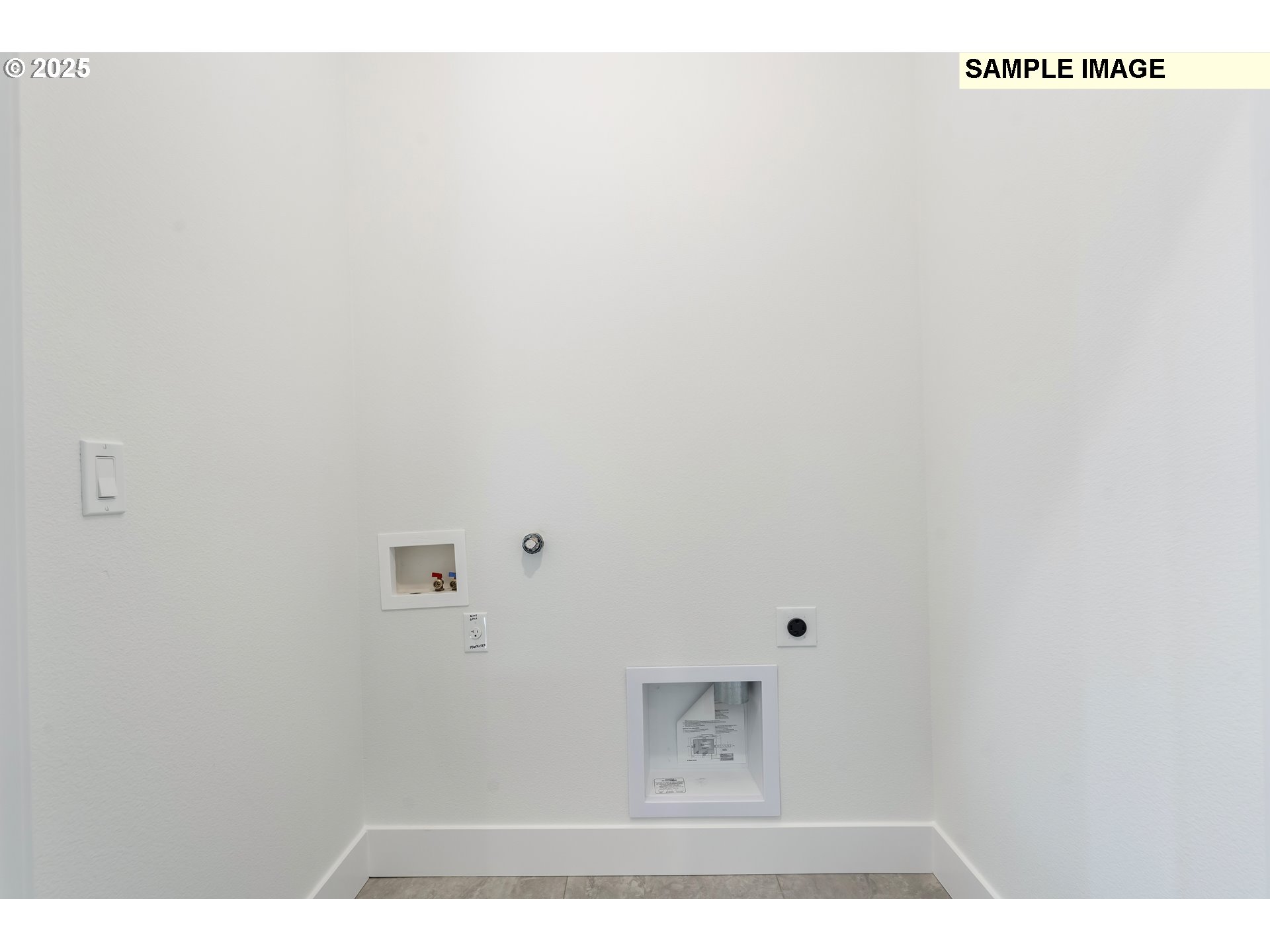 16100 Northwest Newberry Lane, Unit L84 Portland, OR 97229 - Photo 17 of 42 Bathroom