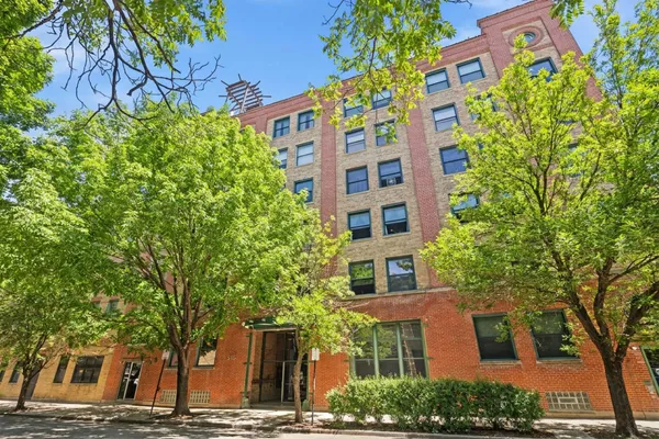 $422,500 | 515 North Noble Street, Unit 310, Chicago, IL 60642