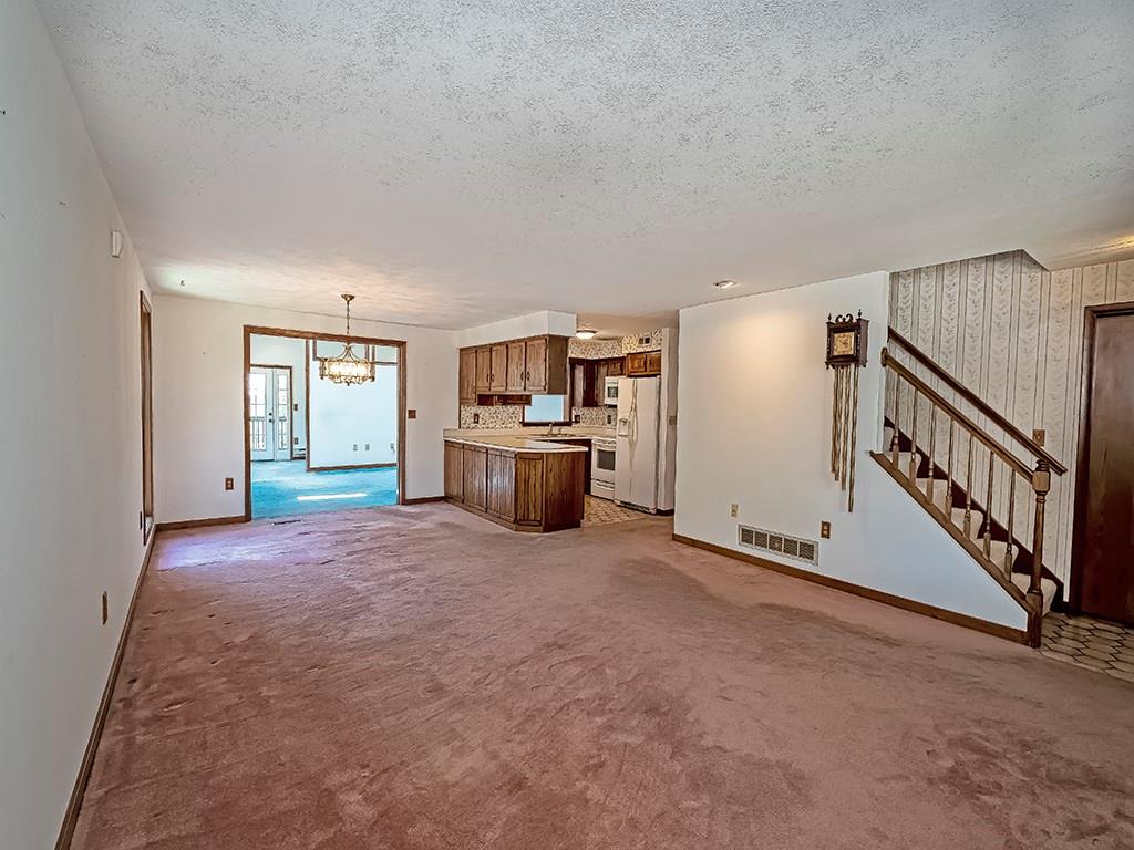 310 Evans Road Zelienople, PA 16063 - Photo 5 of 22 Gallery Image 5