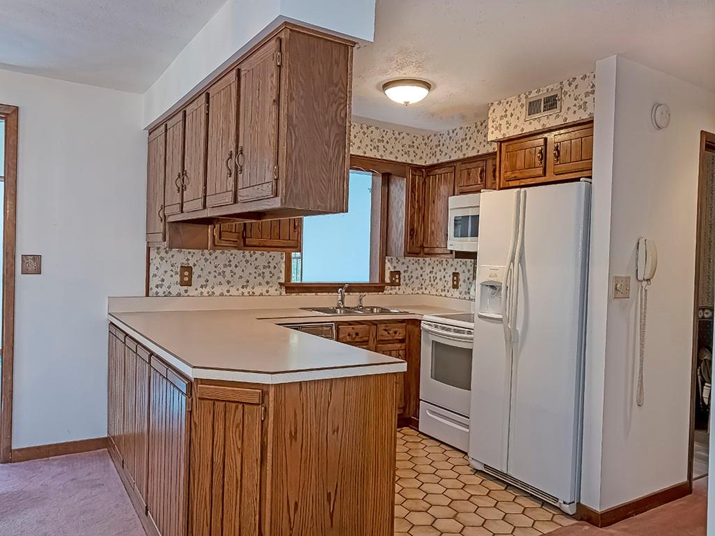 310 Evans Road Zelienople, PA 16063 - Photo 6 of 22 Gallery Image 6