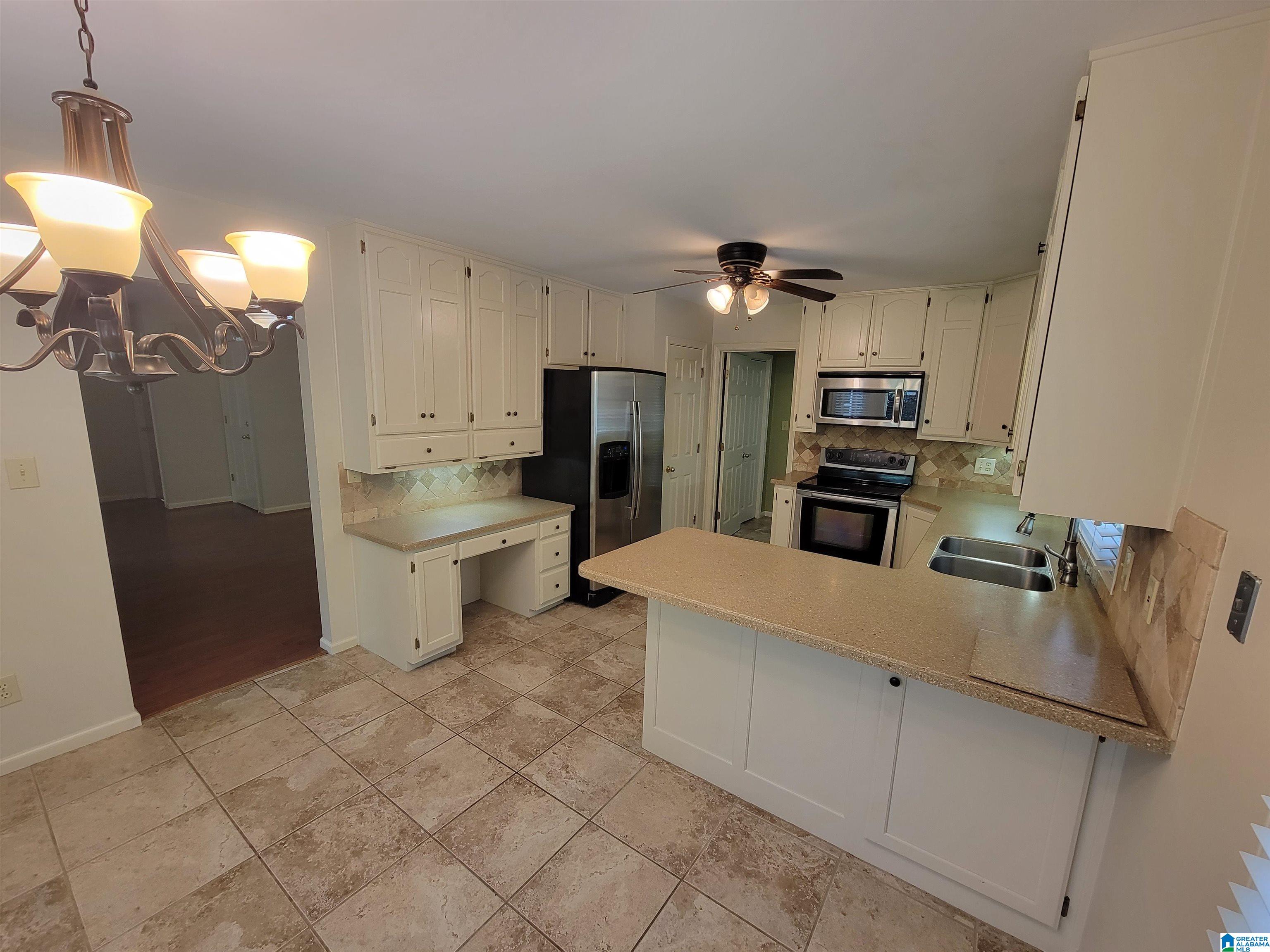 8519 Woodview Road Pinson, AL 35126 - Photo 8 of 47