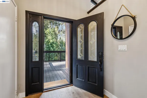 $1,798,000 | 15 Surmont Court, Lafayette, CA 94549
