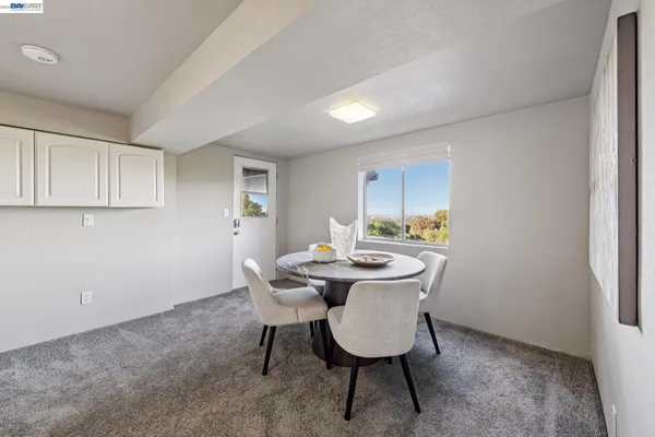 $1,798,000 | 15 Surmont Court, Lafayette, CA 94549