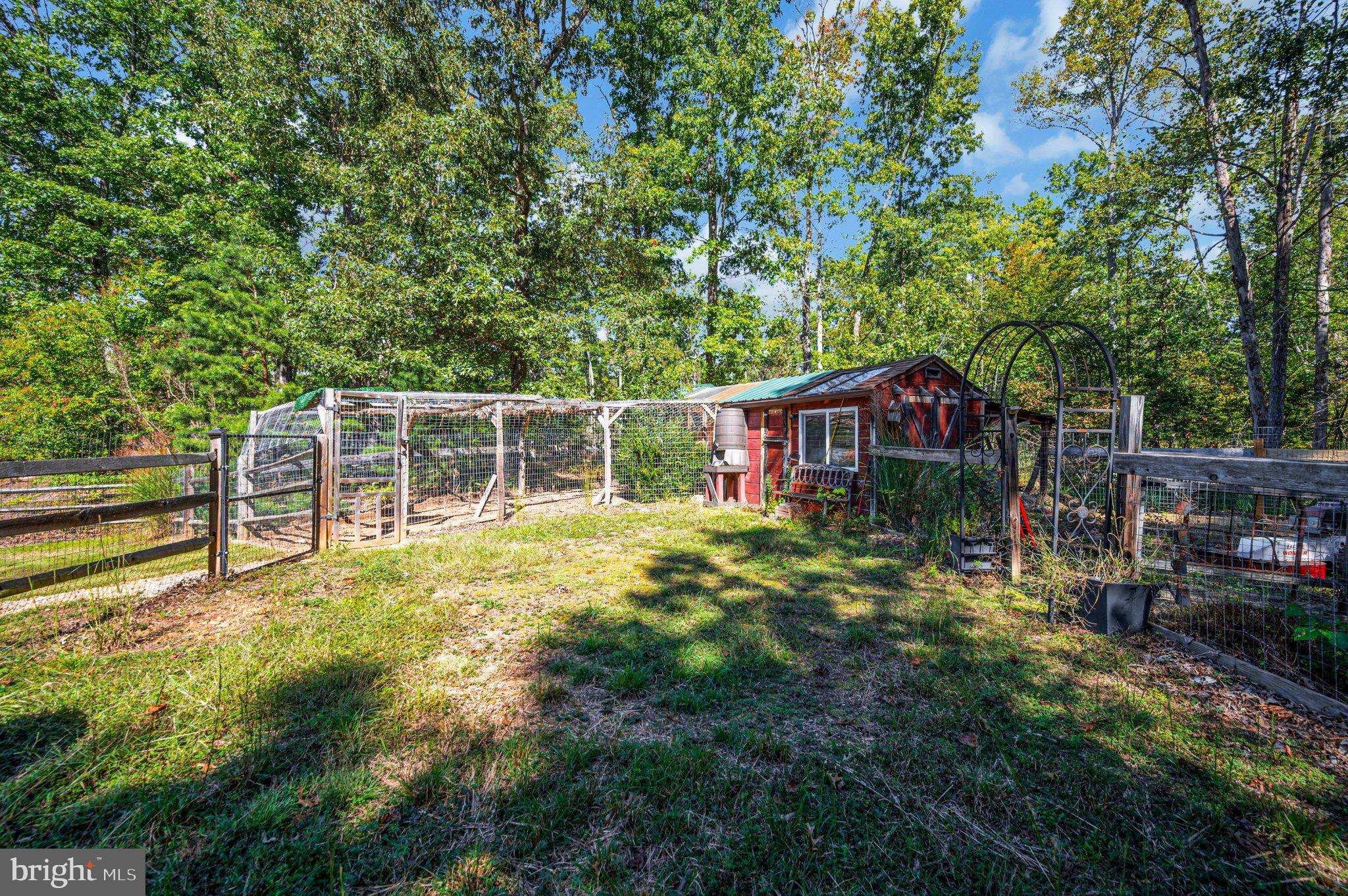 2169 Beaver Dam Road Midland, VA 22728 - Photo 74 of 105 Fenced chicken coop