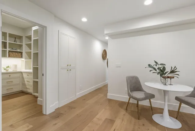 $6,389,000 | 210 Las Alturas Road, Santa Barbara, CA 93103