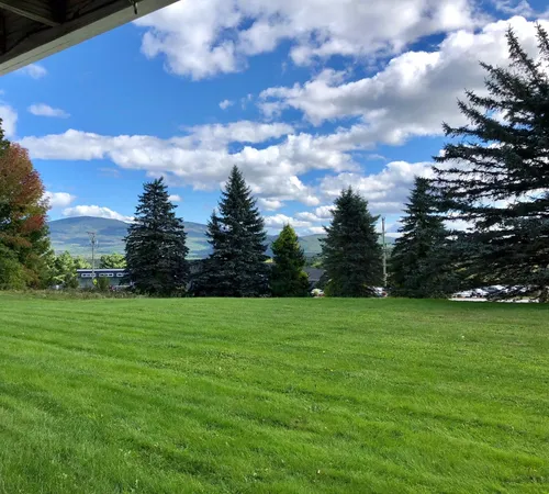 $1,800 | 1125 A Main Street, New London, NH 03257