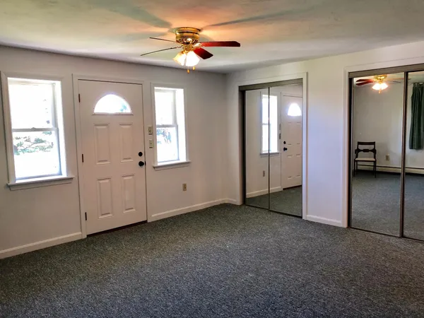 $1,800 | 1125 A Main Street, New London, NH 03257