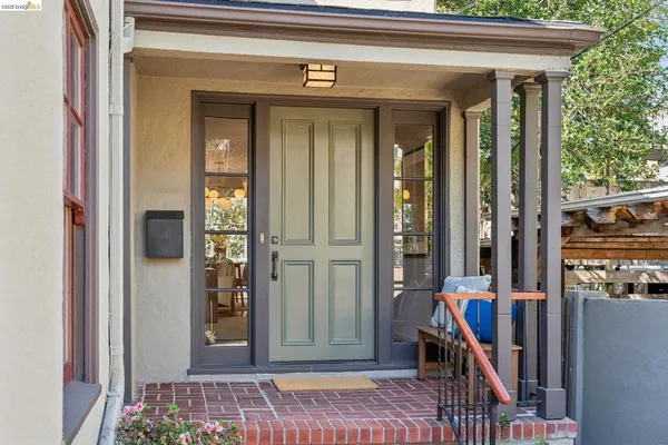 $1,295,000 | 1412 Oxford Street, Berkeley, CA 94709