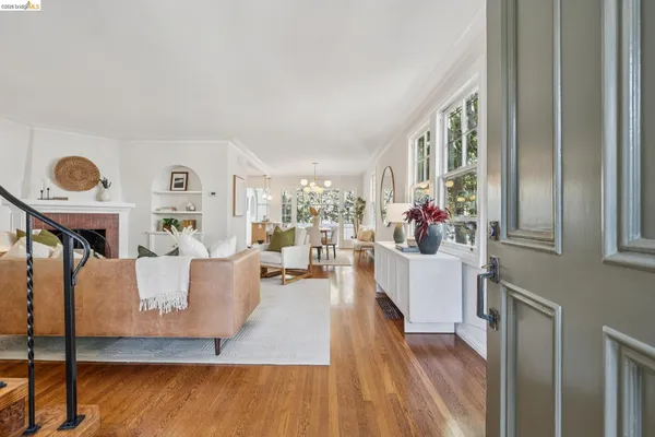 $1,295,000 | 1412 Oxford Street, Berkeley, CA 94709