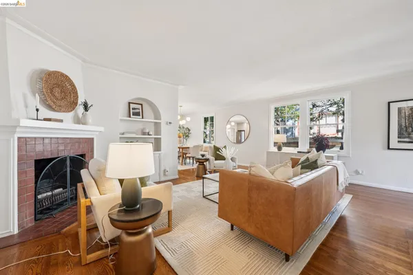 $1,295,000 | 1412 Oxford Street, Berkeley, CA 94709