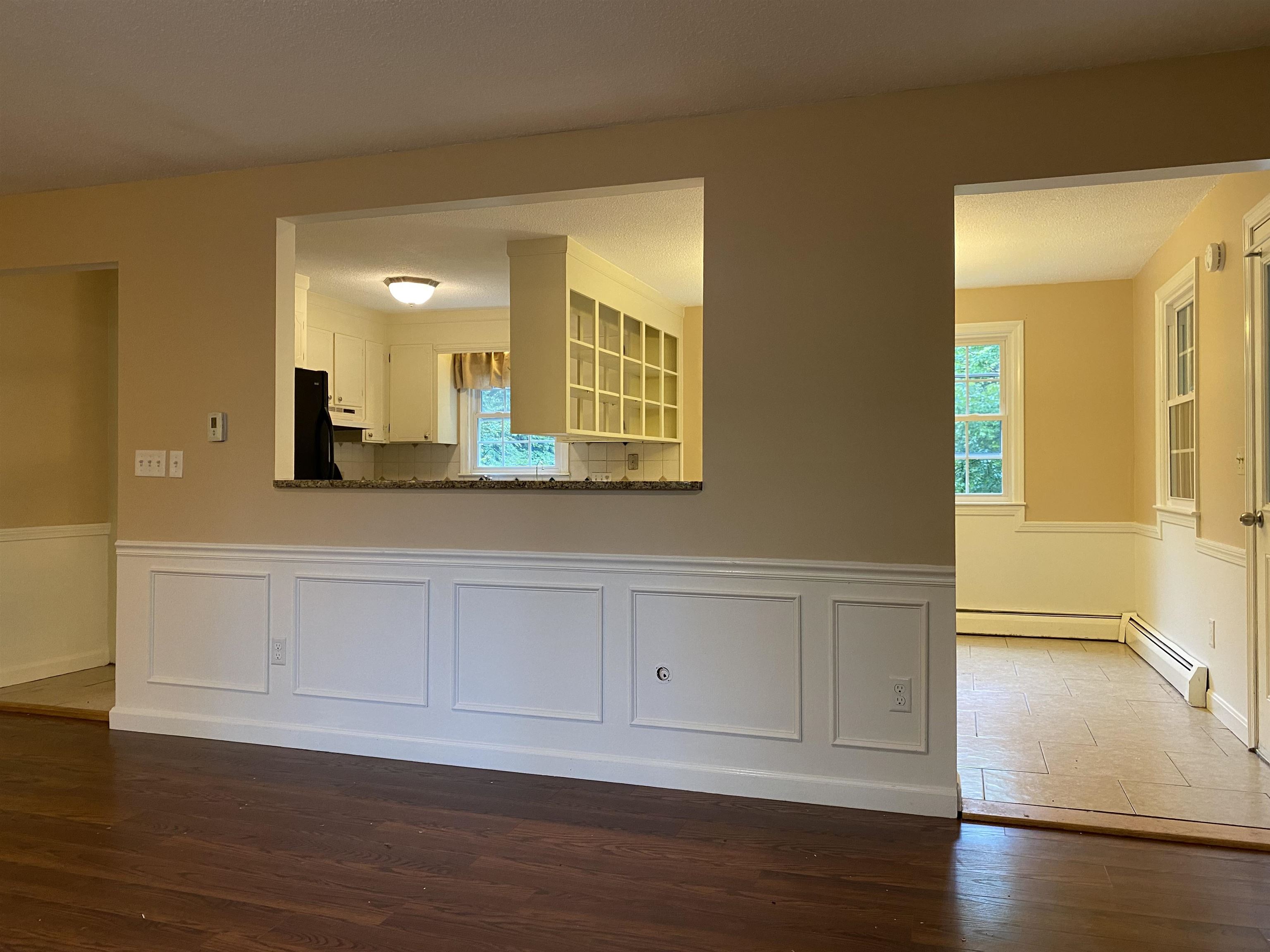571 New Boston Road Bedford, NH 03110 - Photo 4 of 16