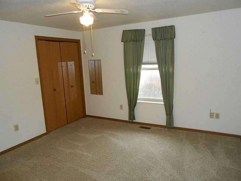 4294 Midfield Street Springfield, OH 45503 - Photo 10 of 23 Gallery Image 10