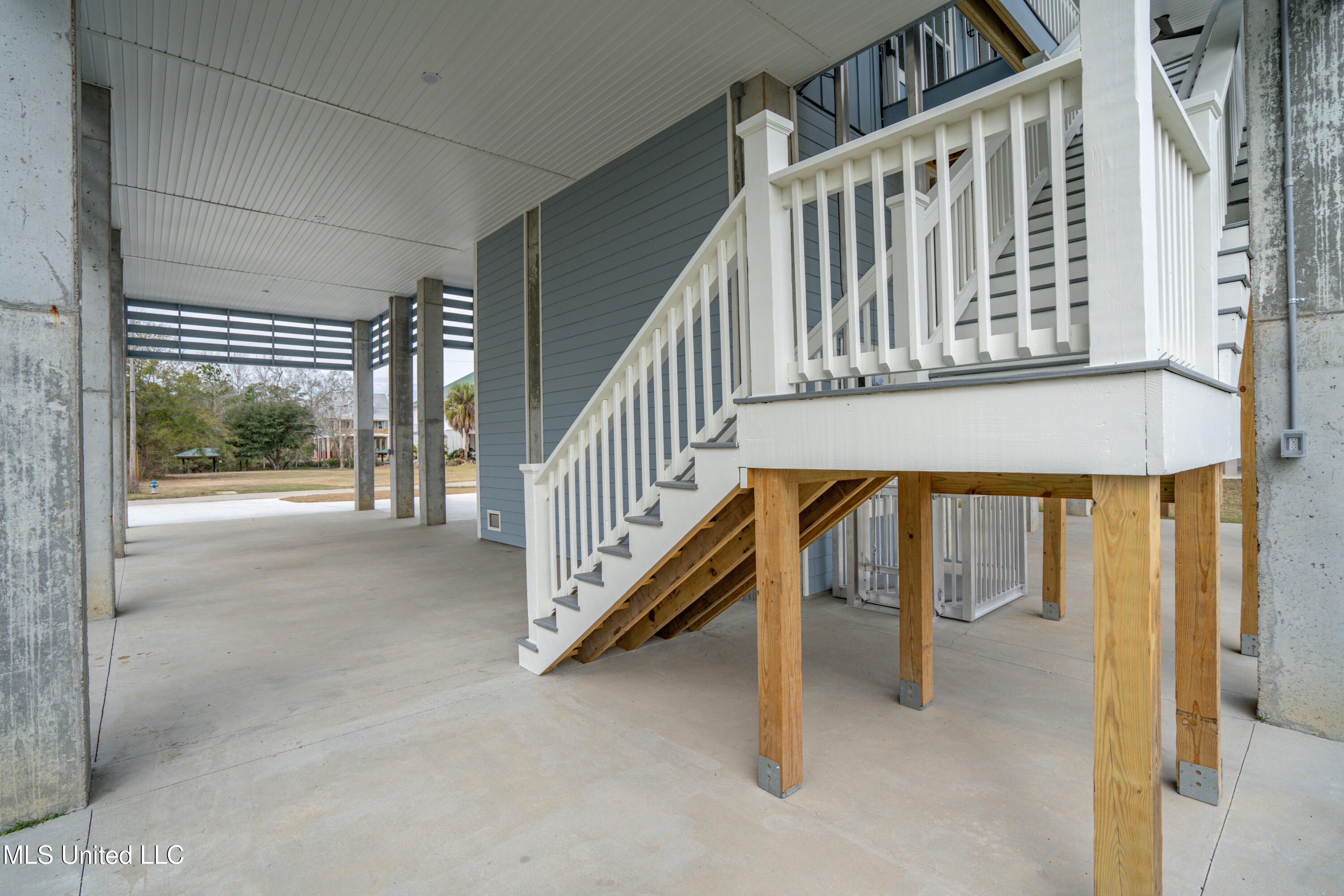 1324 Enos Street Diamondhead, MS 39525 - Photo 12 of 80 Enos St-12