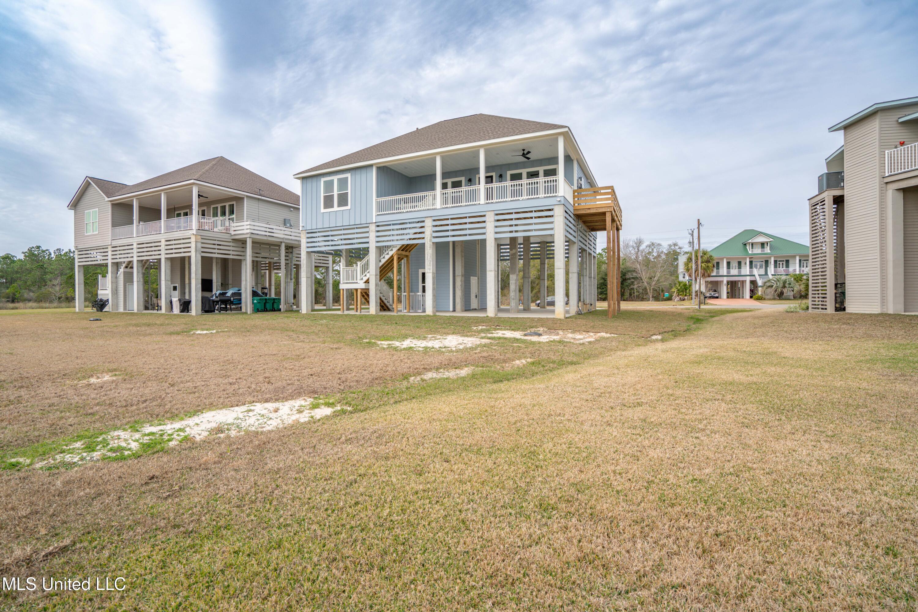 1324 Enos Street Diamondhead, MS 39525 - Photo 15 of 80 Enos St-15