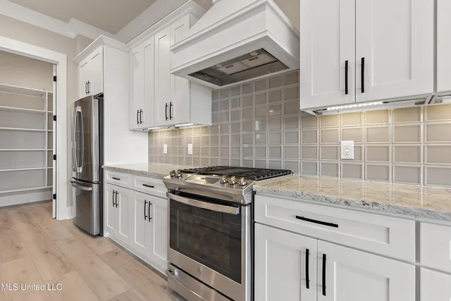 $725,000 | 1324 Enos Street, Diamondhead, MS 39525