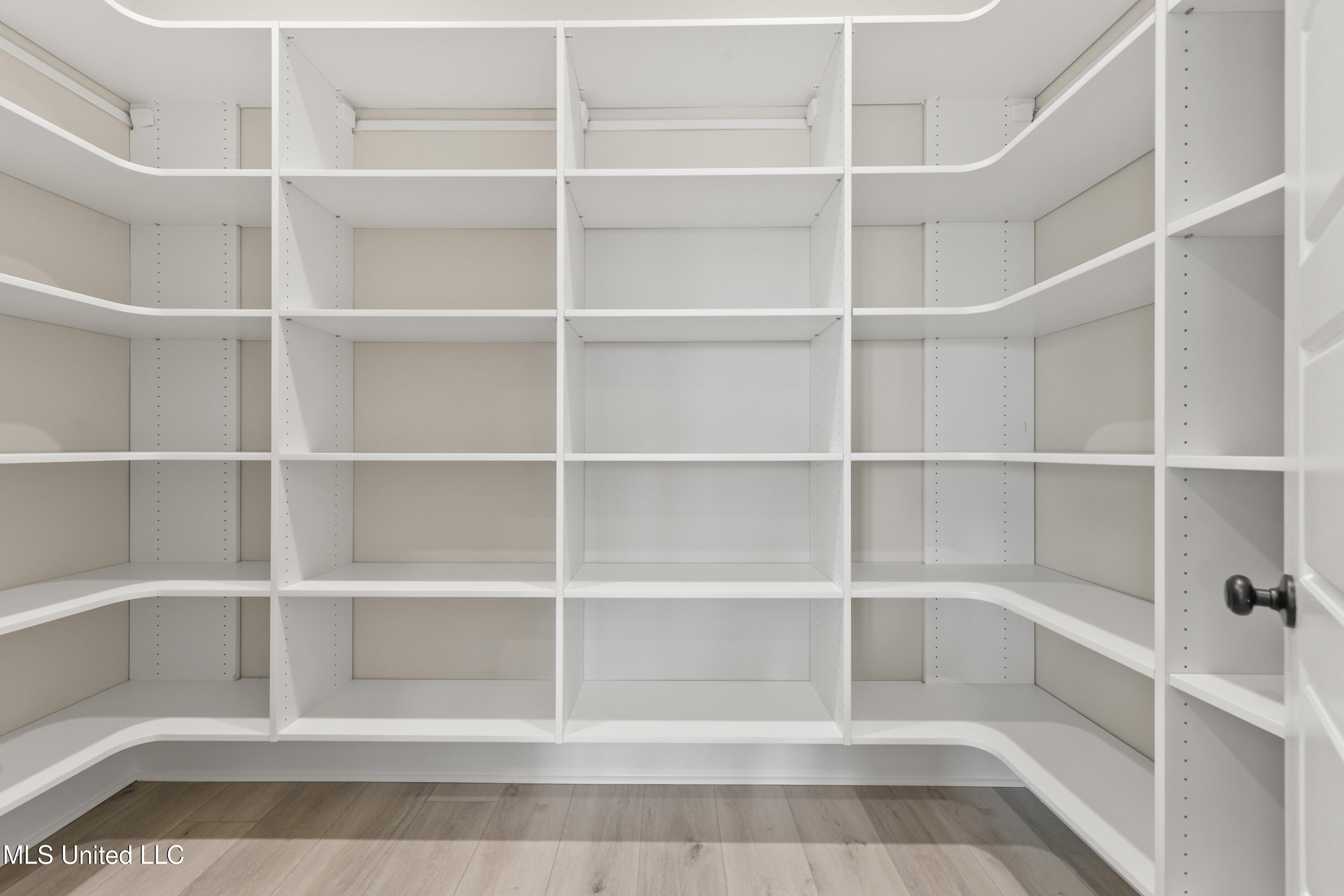 1324 Enos Street Diamondhead, MS 39525 - Photo 19 of 34 015