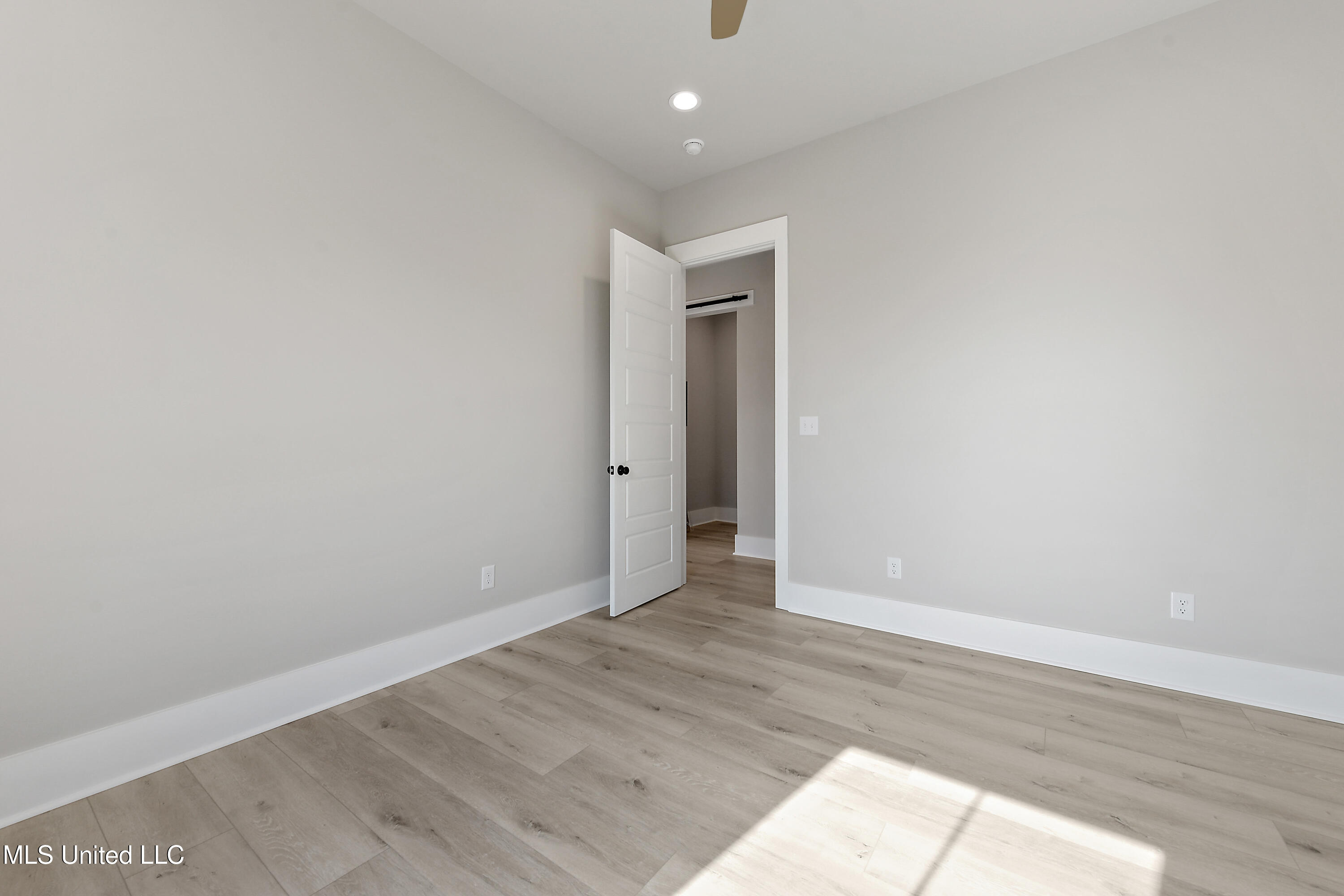 1324 Enos Street Diamondhead, MS 39525 - Photo 28 of 34 024