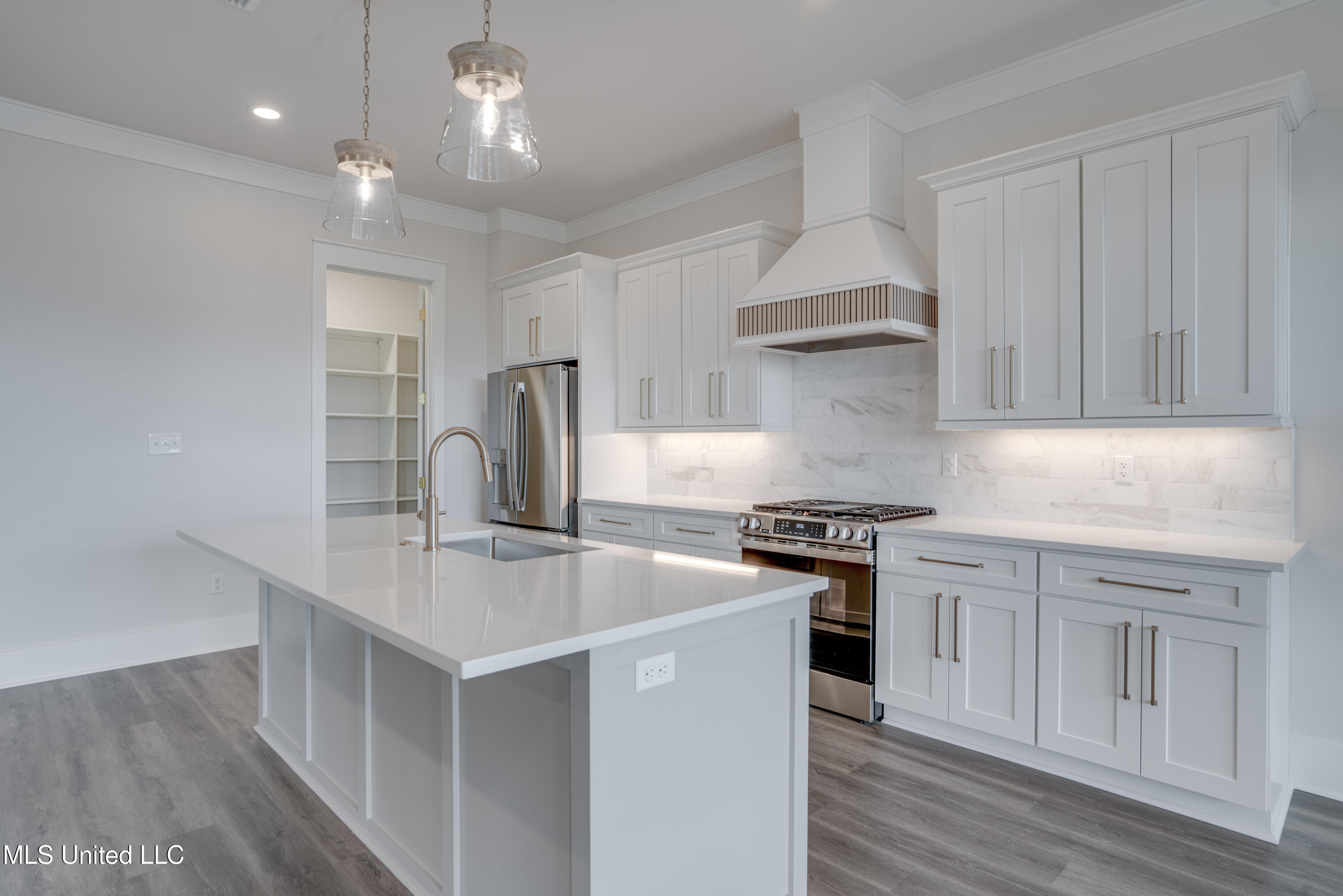 1324 Enos Street Diamondhead, MS 39525 - Photo 31 of 80 Enos St-31