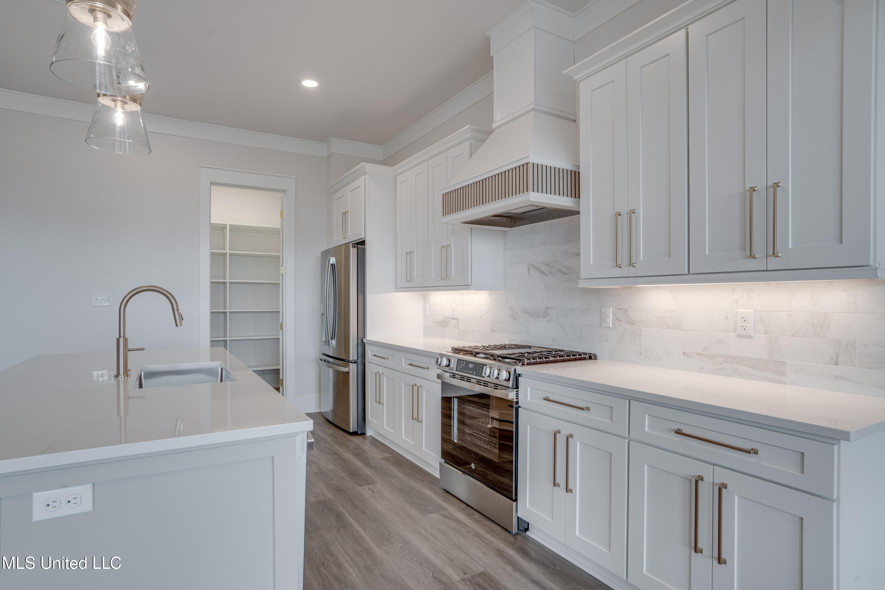 1324 Enos Street Diamondhead, MS 39525 - Photo 33 of 80 Enos St-33