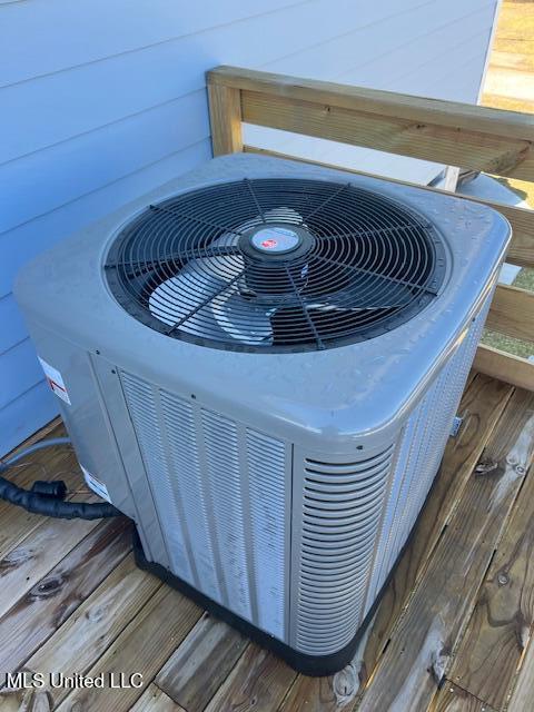 1324 Enos Street Diamondhead, MS 39525 - Photo 34 of 34 10