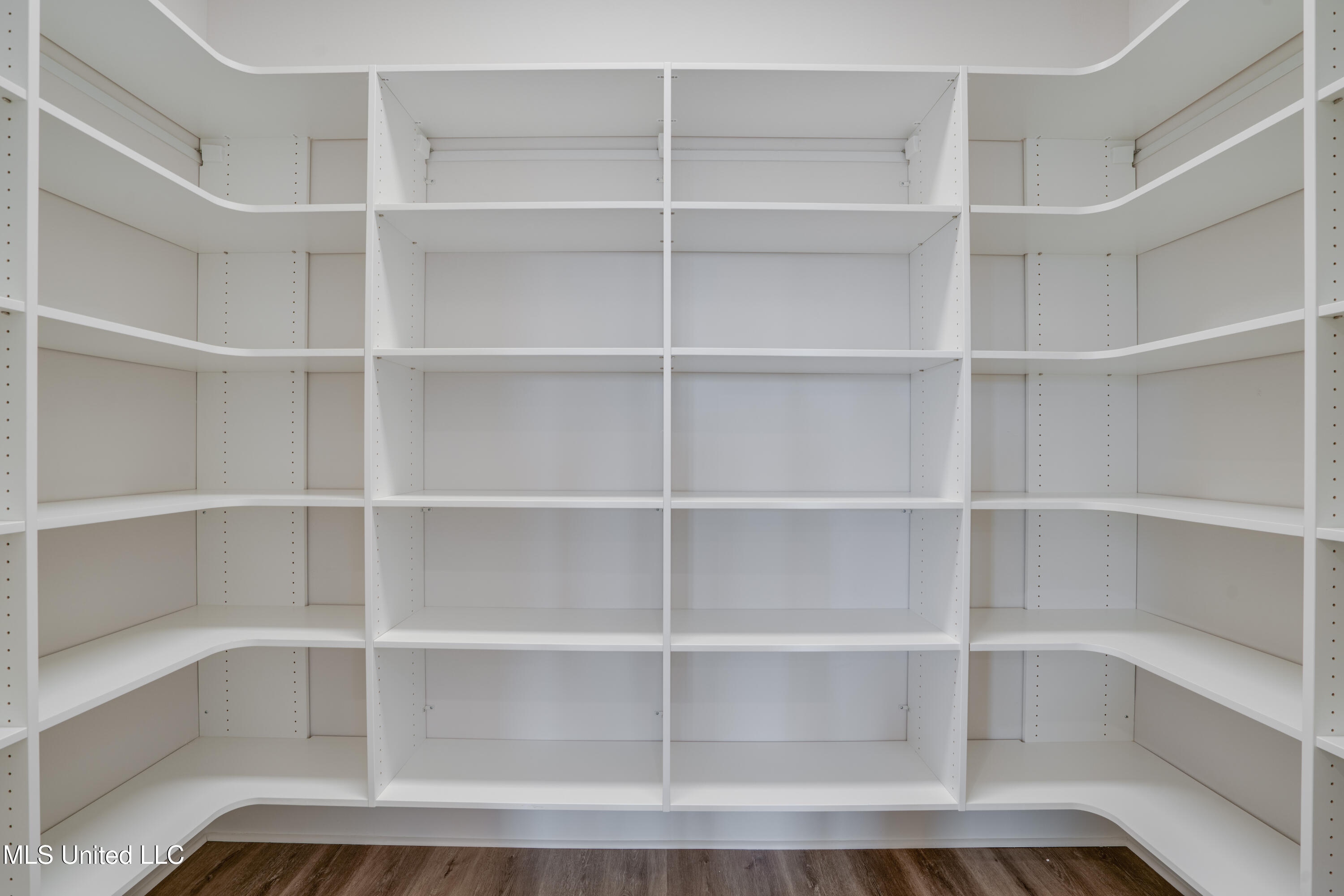 1324 Enos Street Diamondhead, MS 39525 - Photo 37 of 80 Enos St-37