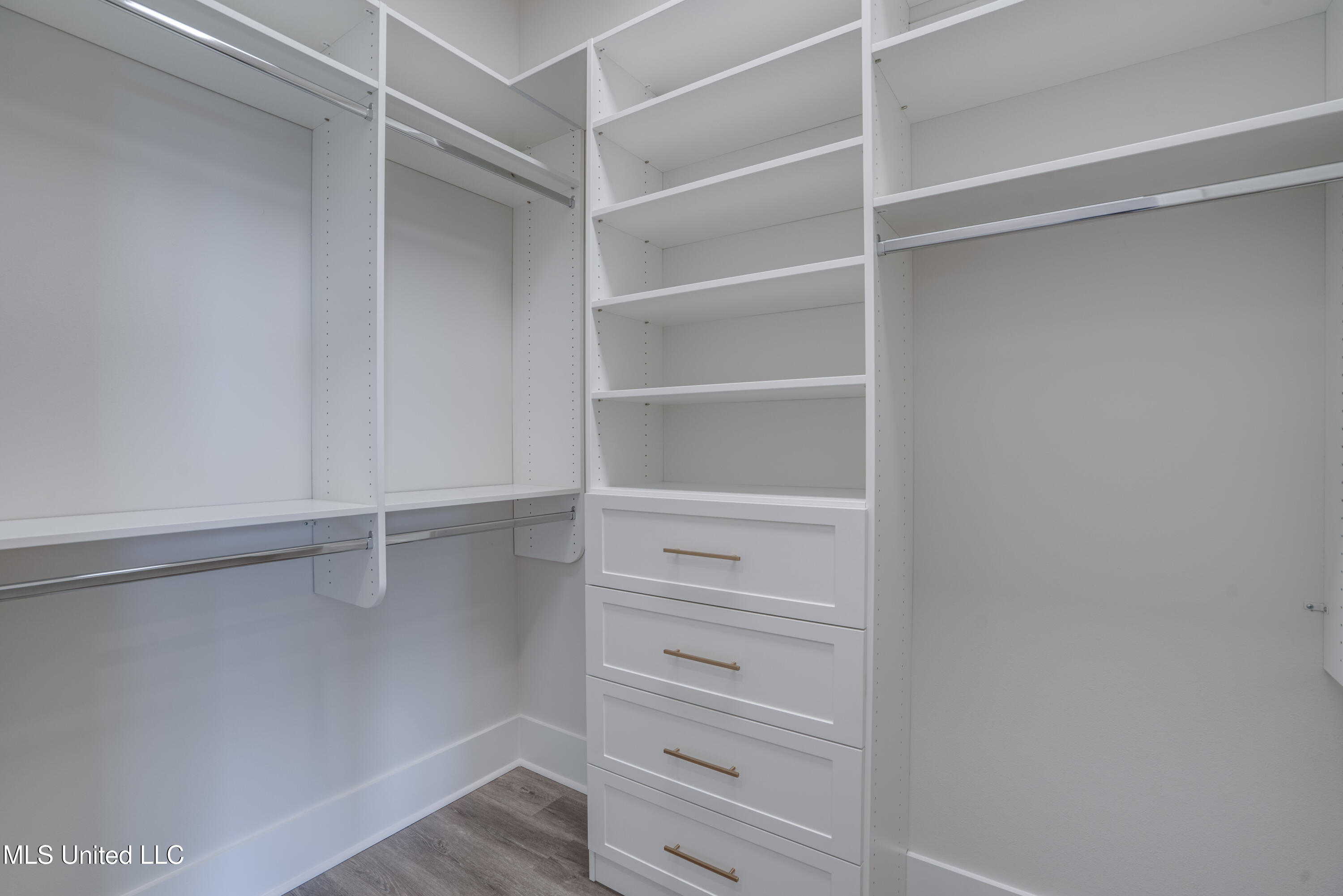 1324 Enos Street Diamondhead, MS 39525 - Photo 39 of 80 Enos St-39