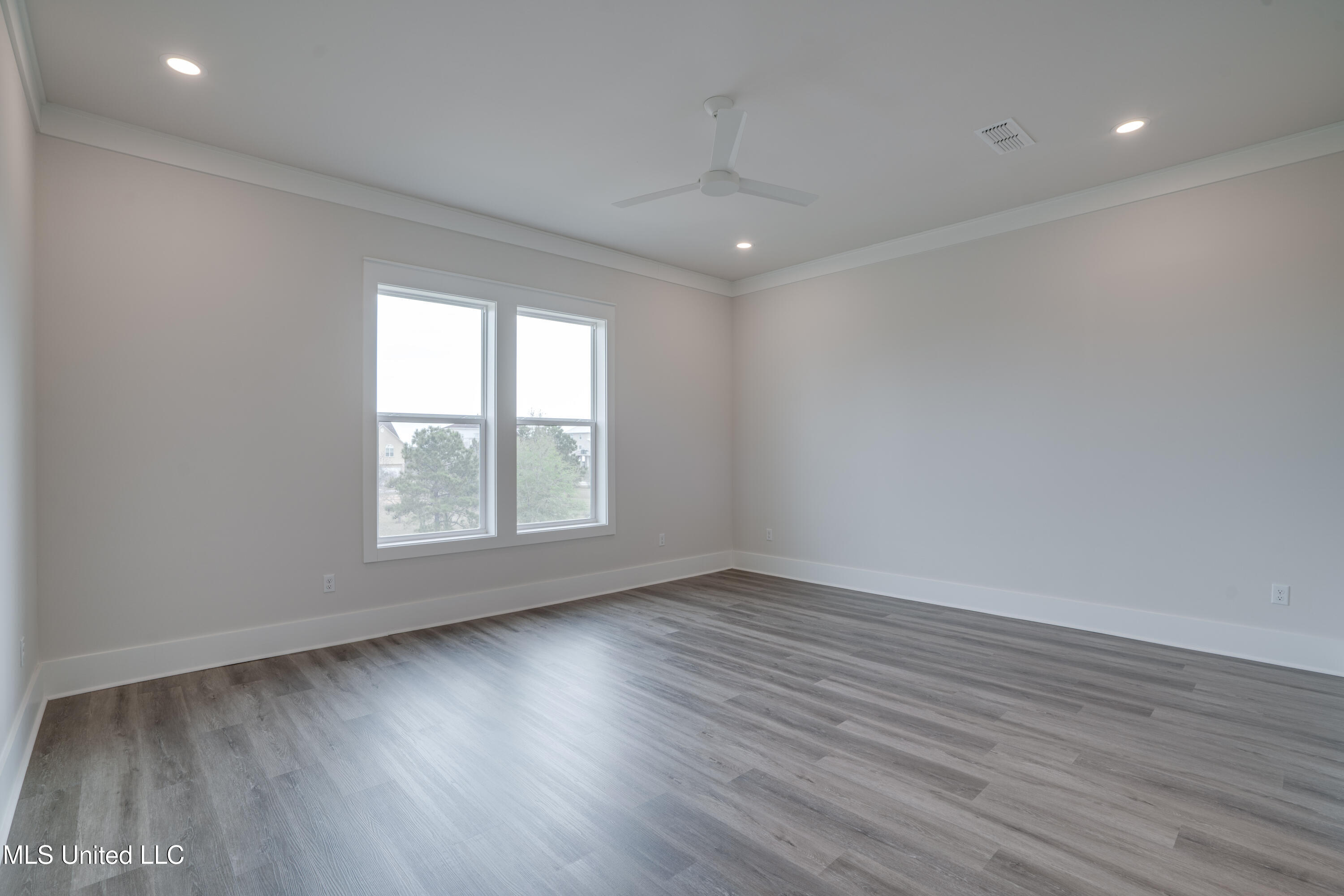 1324 Enos Street Diamondhead, MS 39525 - Photo 43 of 80 Enos St-43