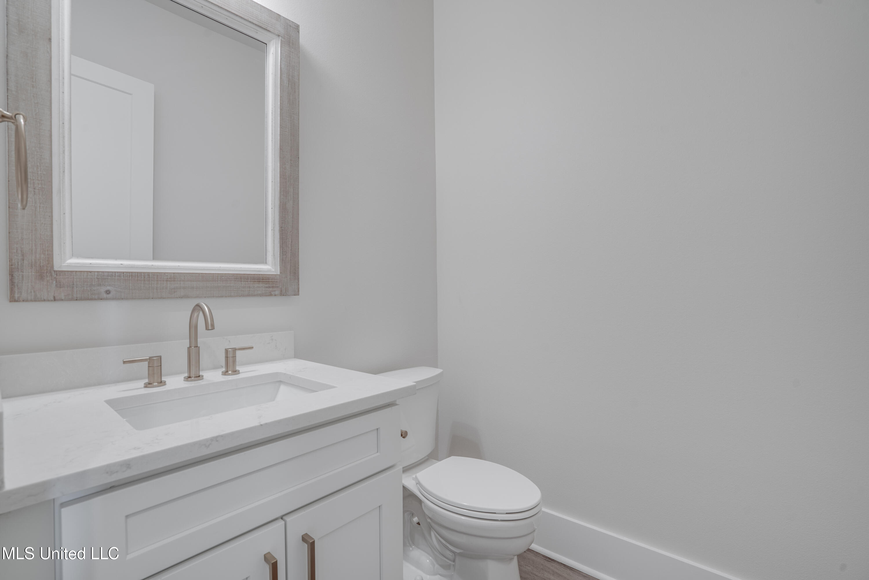 1324 Enos Street Diamondhead, MS 39525 - Photo 51 of 80 Enos St-51