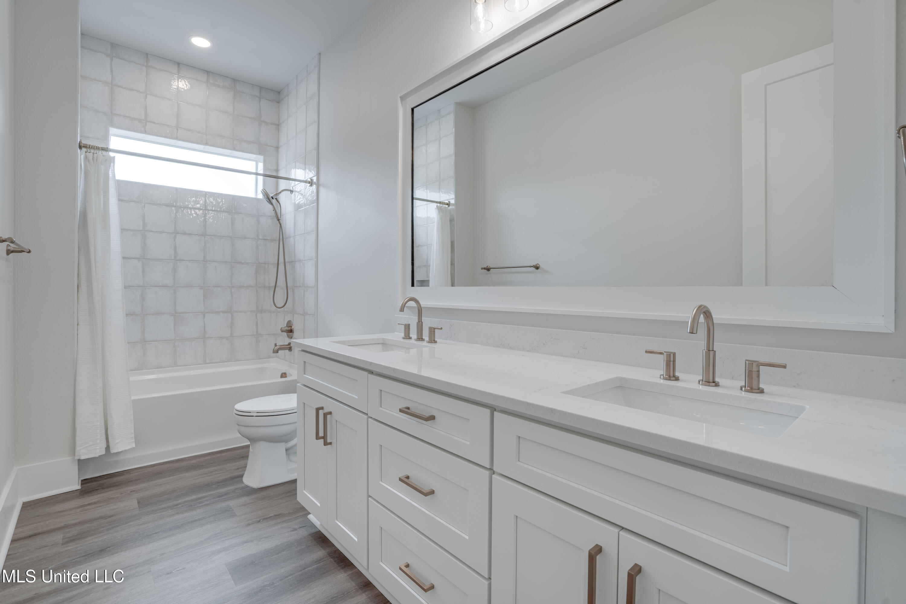 1324 Enos Street Diamondhead, MS 39525 - Photo 54 of 80 Enos St-54