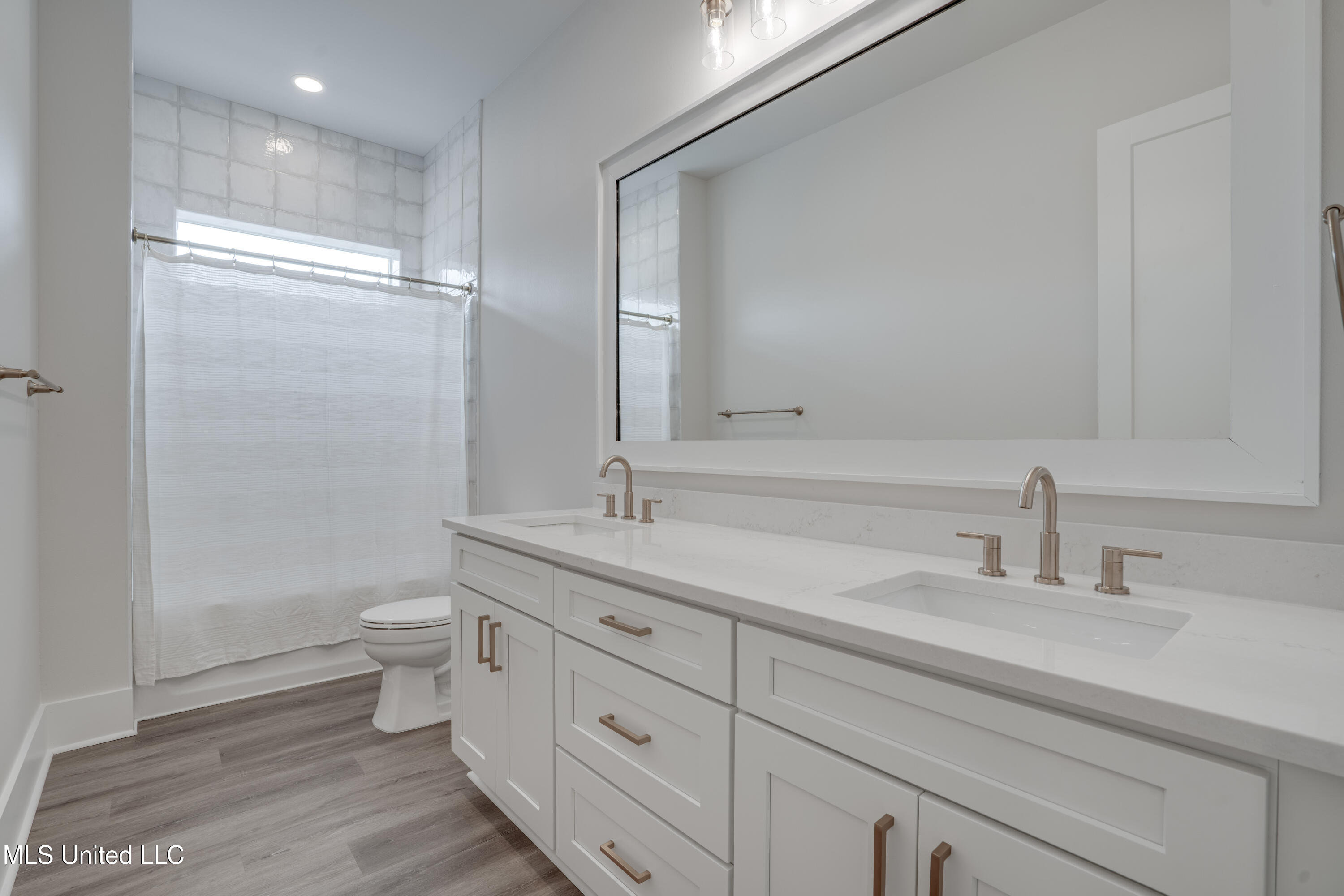 1324 Enos Street Diamondhead, MS 39525 - Photo 55 of 80 Enos St-55