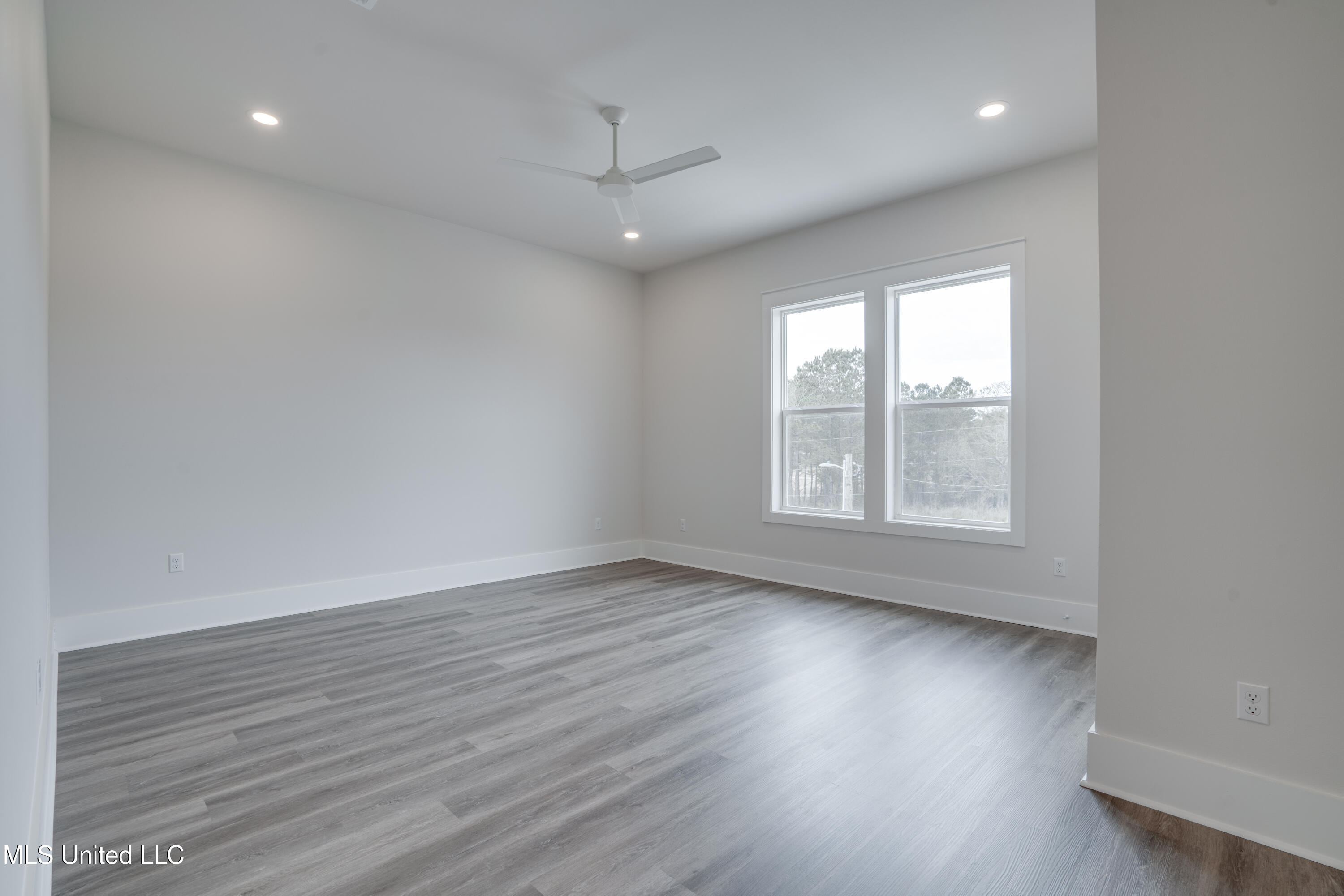 1324 Enos Street Diamondhead, MS 39525 - Photo 56 of 80 Enos St-56