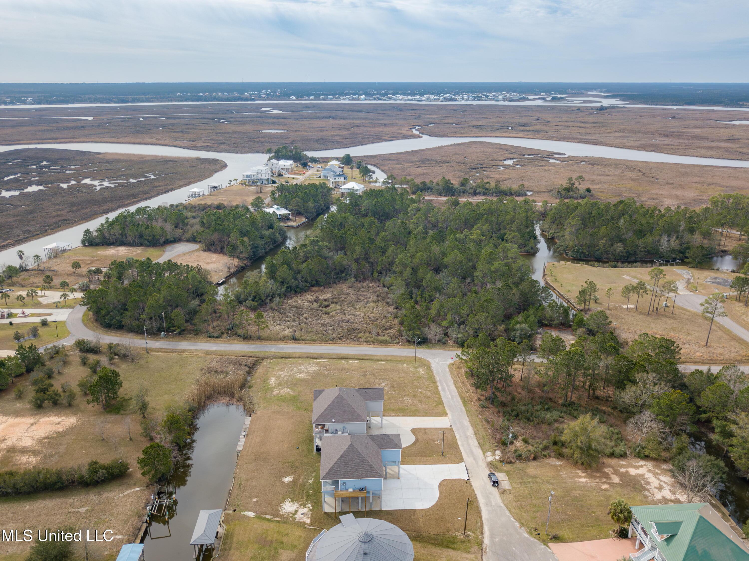 1324 Enos Street Diamondhead, MS 39525 - Photo 75 of 80 Enos St-75