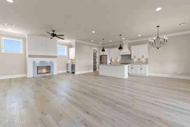 $725,000 | 1324 Enos Street, Diamondhead, MS 39525