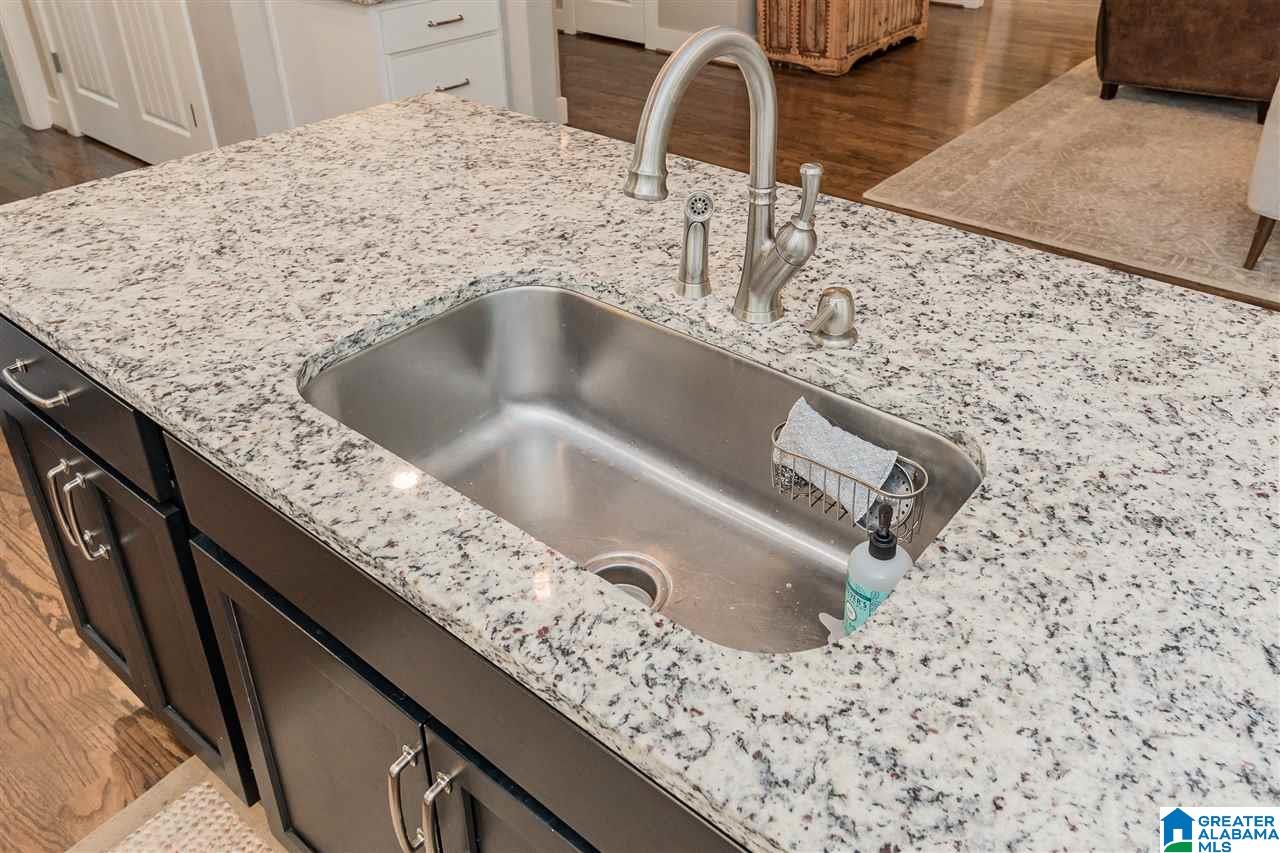 513 Beasley Road Gardendale, AL 35071 - Photo 14 of 50