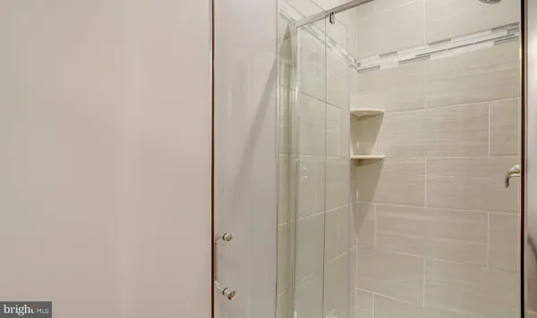 $3,795 | 2093 Laura Mews Place, Alexandria, VA 22303