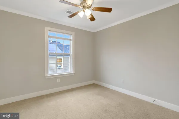 $3,795 | 2093 Laura Mews Place, Alexandria, VA 22303