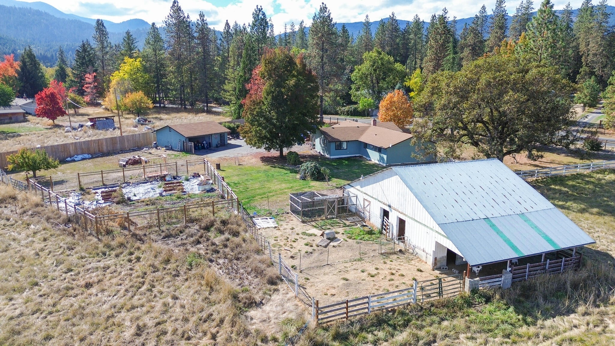975 Cedar Flat Road Williams, OR 97544 - Photo 15 of 72 78