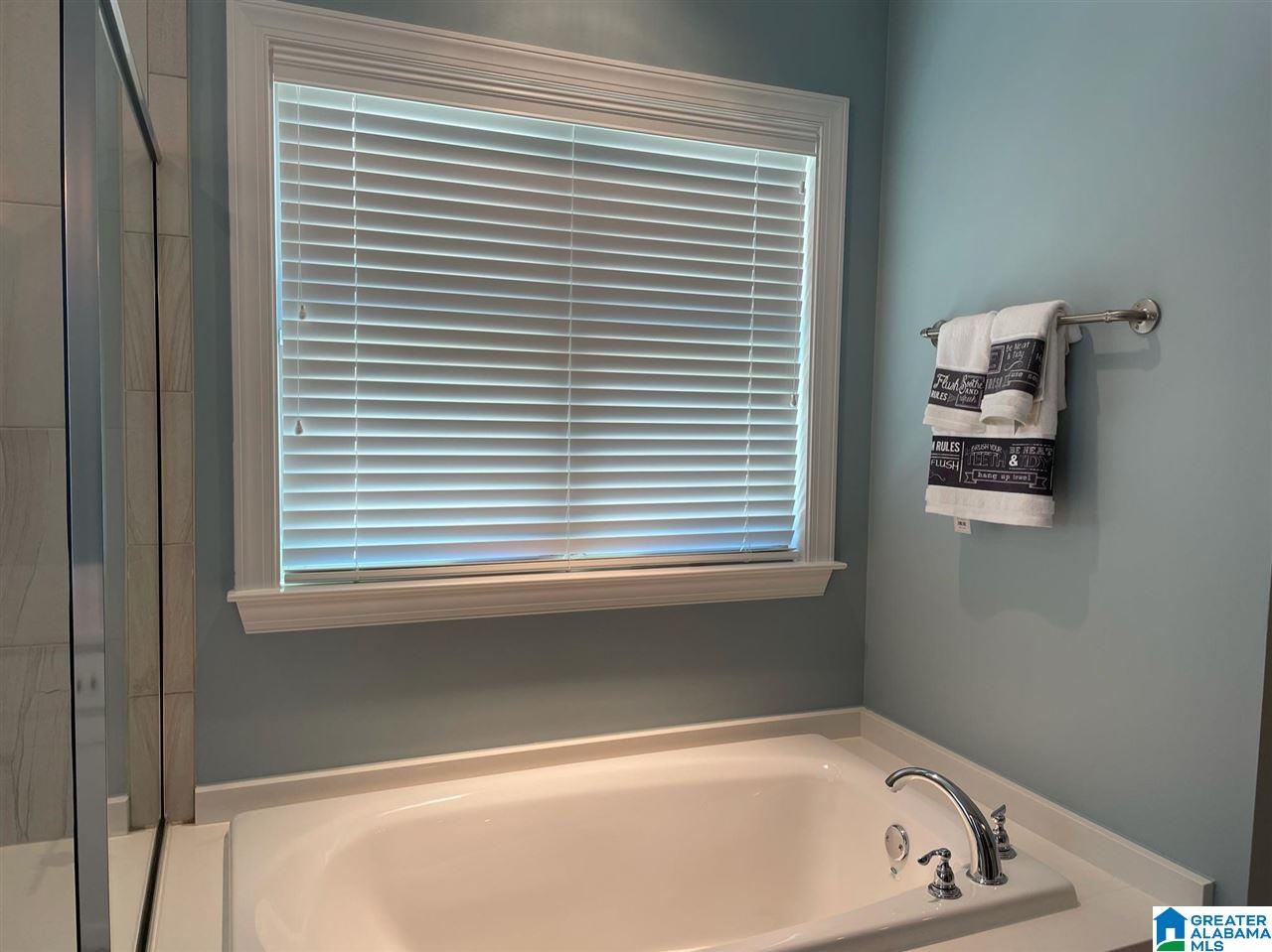 2932 Altadena Ridge Drive Birmingham, AL 35243 - Photo 18 of 34